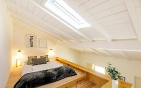 Vila Burgães by LovelyStay